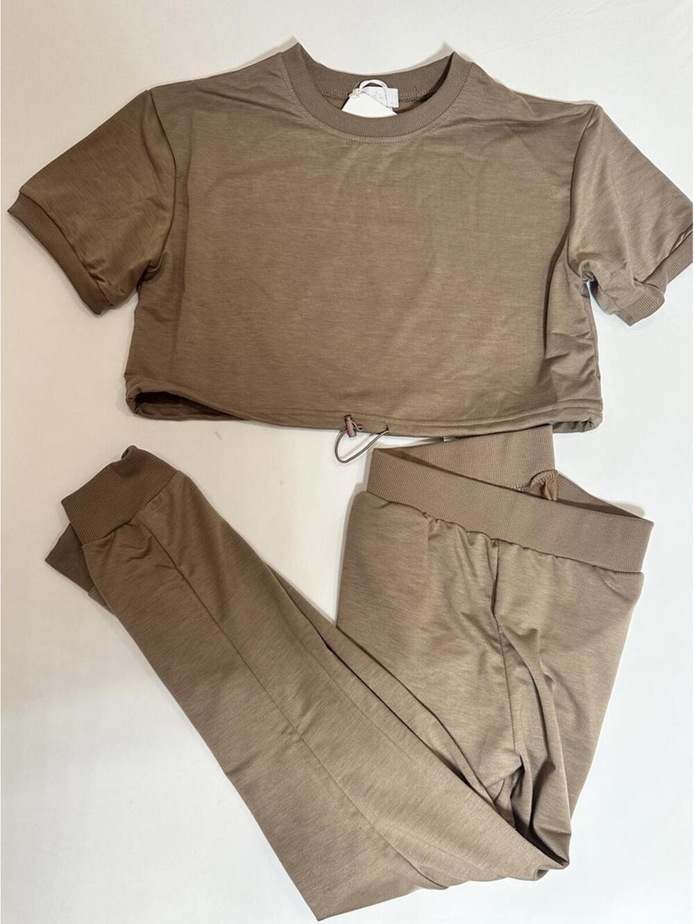 2-Piece Lounge Set NWT Crop Top Jogger Pants